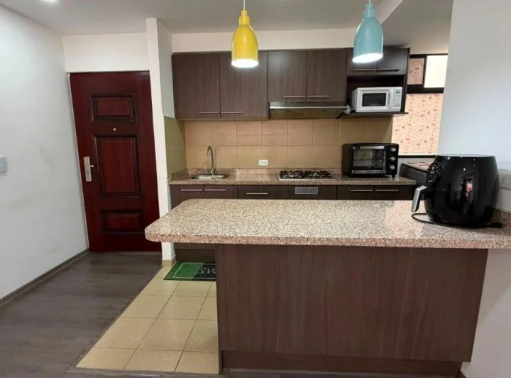 Departamento Como Nuevo en Santa Lucía | 3 Dorm. | 2 Parqueaderos | Bodega | Gimnasio y Seguri — imagen 1