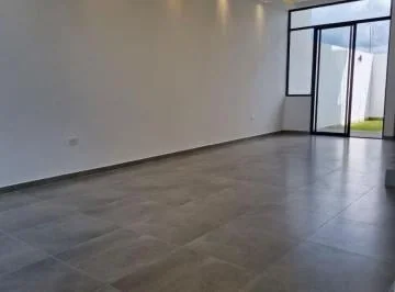 Casa con 3 Recámaras y 150 m² en Venta en Llano Grande — imagen 4
