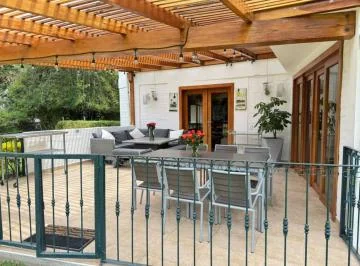 Residencia Exclusiva en Venta Dentro de Urbanización Privada Cumbaya — imagen 3