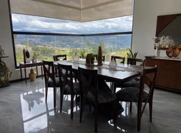 Casa en Venta con Area Verde, Nulti Challuabamba, Azuay — imagen 3