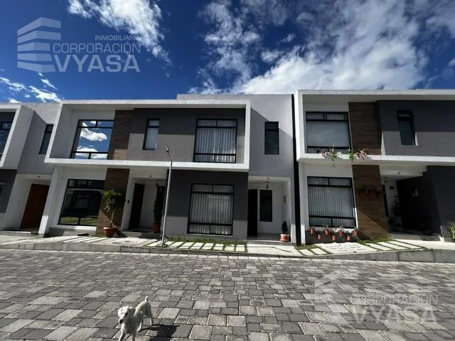 Armenia II - Valle de Los Chillos, Casa de Venta 90 m² — imagen 1