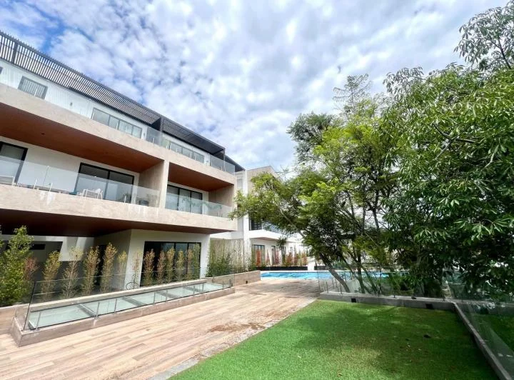 Mv - Sector Cumbaya, en Venta y Renta Dpto 2d 80,60 m² con Terraza Propia — imagen 1