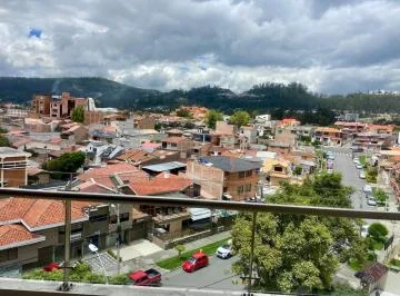 Departamento con Terraza. Sector Remigio Crespo, Azuay — imagen 2