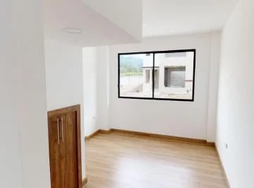 Casa en Venta en Ochoa León: Diseño Moderno Rodeado de Naturaleza, Azuay — imagen 5