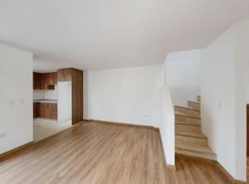 Casa en Venta en Ochoa León: Diseño Moderno Rodeado de Naturaleza, Azuay — imagen 4