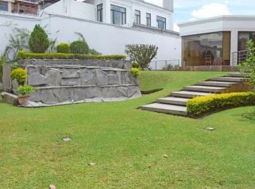 Vendo Casa Elegante en Urbanización Privada - Sector Primavera - Cumbayá — imagen 2