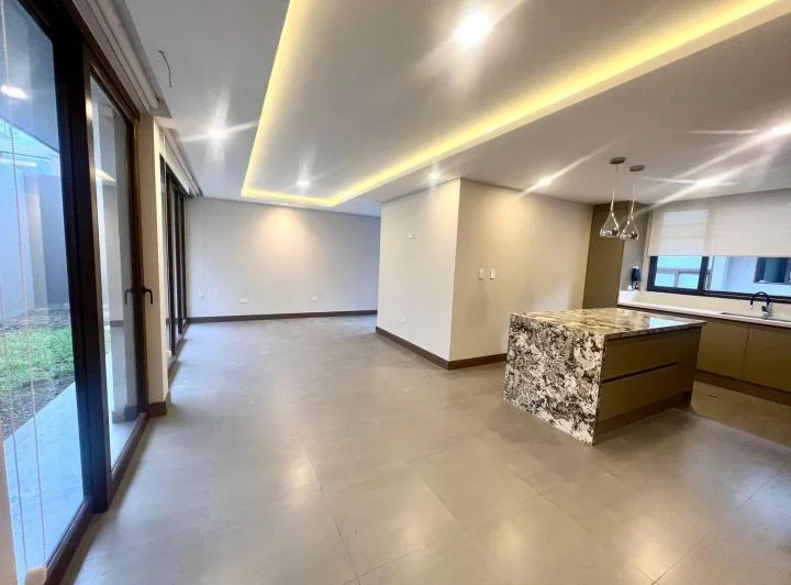 Cumbaya - Sector Santa Ines en Venta Casa a Estrenar en Conjunto 151 m² 03d — imagen 1