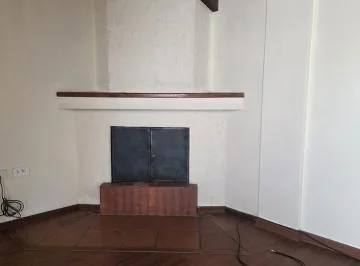 Casa en Venta con 4 Dorm., Terraza y Parqueadero Para 3 Vehículos – Sector Embajada Americana — imagen 2