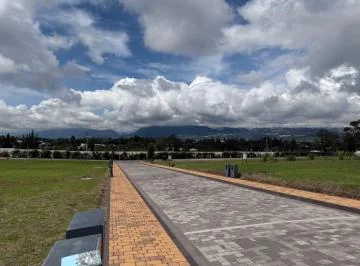 Puembo Espectacular Terreno Urbanización Privada — imagen 4
