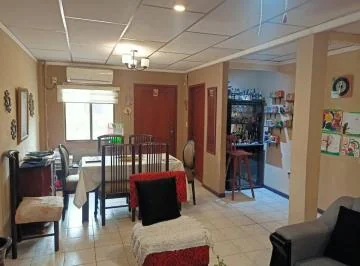Casa de Venta en La Urbanización La Joya, Primeras Etapas, 3 Dorm.. Guayas — imagen 3