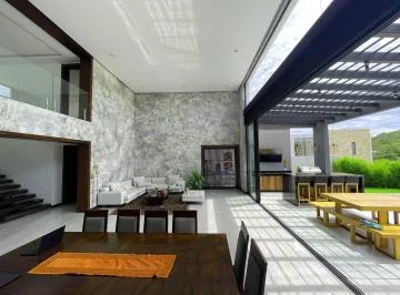 Exclusiva Casa de Venta en Algarrobos de La Viña Tumbaco! — imagen 5