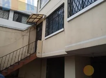 Ct Vendo Oportunidad!casa Rentera de 3 Pisos Mena del Hierro Calle Machala — imagen 4