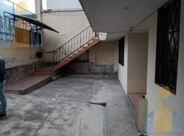 Ct Vendo Oportunidad!casa Rentera de 3 Pisos Mena del Hierro Calle Machala — imagen 2