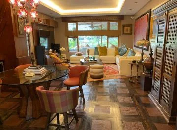 Linda Villa Al Lago de Venta en Laguna del Sol, Guayas — imagen 2