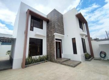 Casa de Venta en Portoviejo Cerca Hotel Oro Verde, Manabí — imagen 4