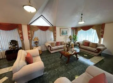 Casa de Lujo en Venta – Urbanización San José del Valle | Conocoto — imagen 4