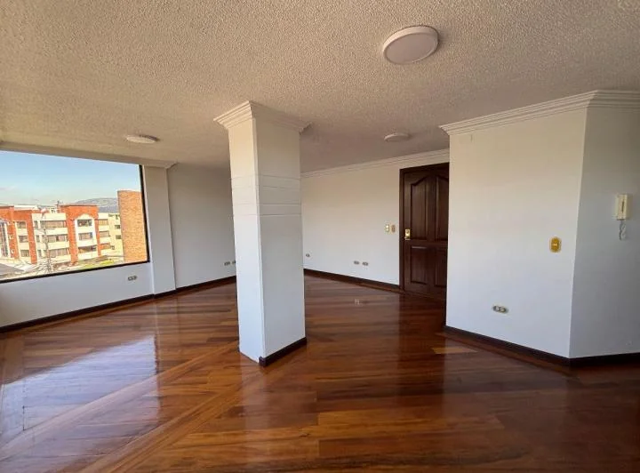 Venta Departamento 2d en Monteserrin — imagen 1
