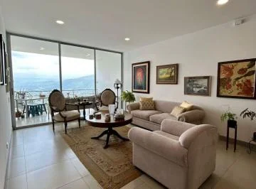 Departamento 3 Habitaciones + Sala de Tv de Venta en Cumbayá — imagen 3