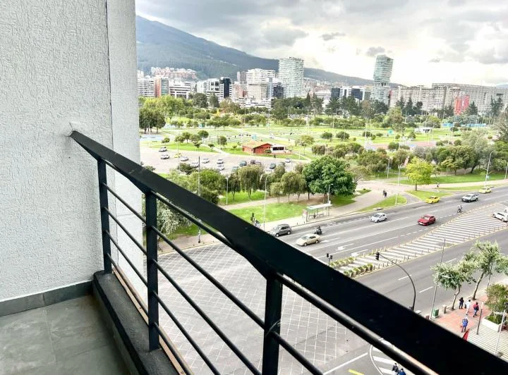 Mv - Sector La Carolina, en Venta Loft Amoblado 64 m², con Balcón y Vista Edificio Us — imagen 1