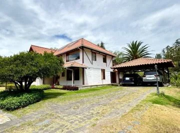 Casa con 5157 m² en Venta en Cumbayá, 3 Dorm. — imagen 4
