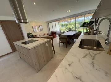Puembo 366,89 m² en Venta Casa Esquinera Dos Plantas con Jardin y Pergola — imagen 5