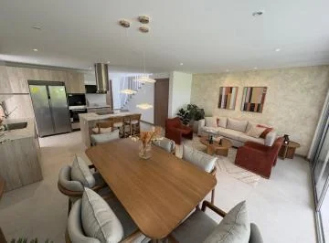 Puembo 366,89 m² en Venta Casa Esquinera Dos Plantas con Jardin y Pergola — imagen 4