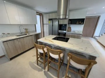 Puembo 366,89 m² en Venta Casa Esquinera Dos Plantas con Jardin y Pergola — imagen 3