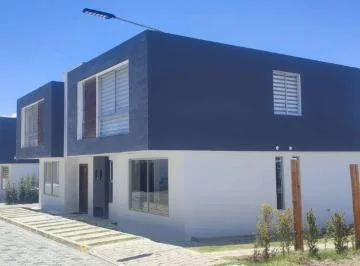 Fg - Casas Esquineras Amplias de 110 m² en Venta en Mitad del Mundo — imagen 5