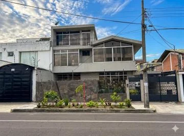 Casa Para Local Comercial, Av Río Coca, Centro Norte — imagen 3