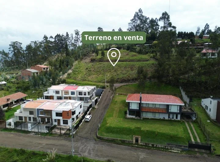 Terreno con Vista, Privacidad y Proyección, Azuay — imagen 1