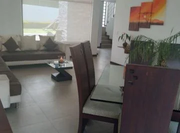 Casa de Venta en Oportunidad en Tumbaco, Santa Rosa. Urgente, Bajamos de Precio. Provincia de Pichincha — imagen 3