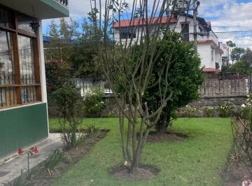 Casa 4 Hab. con Balcon 2 Terrazas 229 m² Independiente Dentro de Urb. Cerca Al Parque Bicentenario — imagen 2