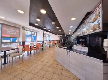 Venta Local Comercial Av 10 de Agosto y Riofrio. Esquina — imagen 4