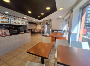 Venta Local Comercial Av 10 de Agosto y Riofrio. Esquina — imagen 3