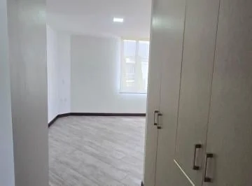 Hermos Depto de 2 Dorm. y Estudio — imagen 3