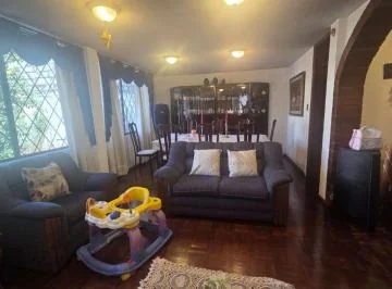 En Venta Amplia y Hermosa Casa en Chillogallo — imagen 5