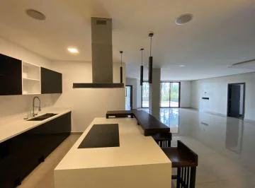 Hermoso y Amplio Departamento — imagen 3