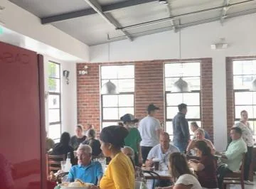 Se Vende Restaurante en La Vía Samborondón - m. Espinosa, Guayas — imagen 4