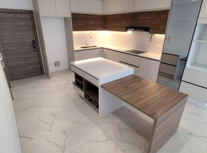 Suite de Lujo a Estrenar | Piscina, Jacuzzi, Rooftop Bbq y Ubicación Premium en Quito Norte — imagen 1