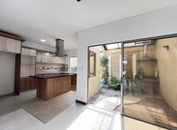 Casa en Venta en Ricaurte, Azuay — imagen 3