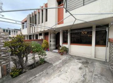 C/ El Inca, Casa de 160 m² en Venta, Conjunto Privado, 4 Habitaciones — imagen 4
