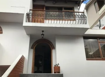 Casa 4 D Más Apartamento de 2 D en Venta — imagen 4