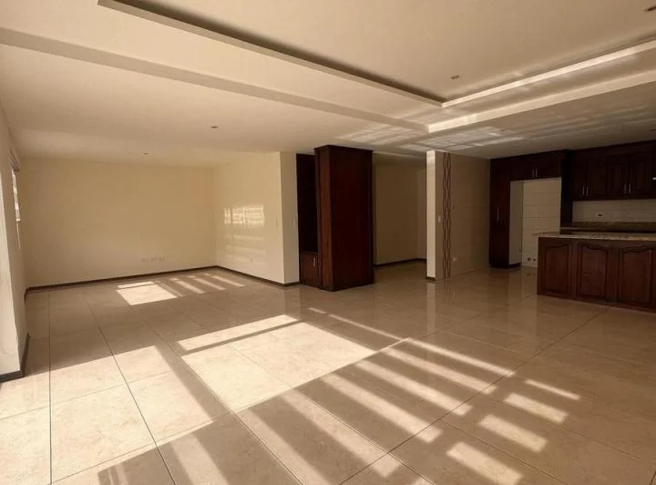 Departamento El Batan 165 Mtrs2 Área Habitable, Moderno con Terraza Cubierta Privada — imagen 1