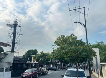 Remate Se Vende Casa Rentera Esquinera en Miraflores, Guayas — imagen 3