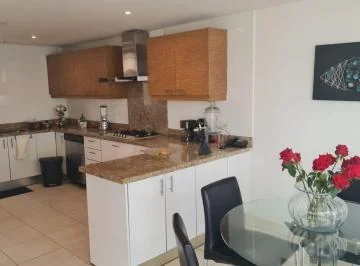 Linda Casa de Venta por El Reservorio de Cumbayá! Colegio Menor! — imagen 2