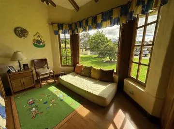 Hermosa Casa Rústica de Venta en Tumbaco! Una Sola Planta! — imagen 2