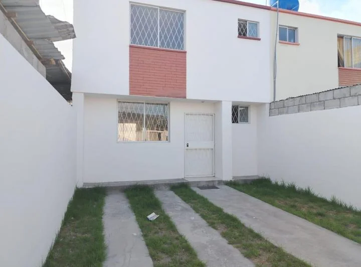Casa de Venta en San Antonio de Pichincha — imagen 1