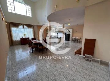 ¡Inversión Inteligente en Conocoto! Casa a Desnivel con Plusvalía Comprobada — imagen 3