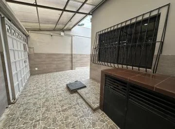 Casa en Venta en Urdesa Norte, Guayaquil, Chrc, Guayas — imagen 3