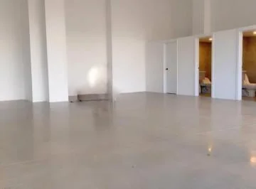 Exclusivo Local Comercial en Venta 115 M²c en El Centro de Cuenca, Azuay — imagen 2